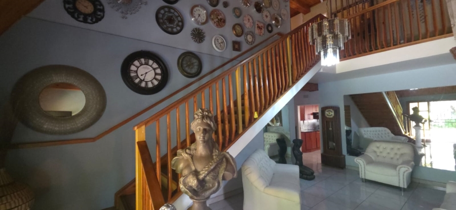 6 Bedroom Property for Sale in Wilkeville North West